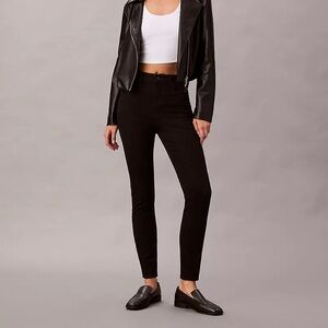 Calvin Klein Black High-Rise Skinny Jeans Size 26